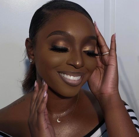 Glam Makeup Products, Makeup Ideas For Blondes, Makeup Products Aesthetic, Birthday Makeup Looks, Products Aesthetic, Maquillage On Fleek, Brown Girls Makeup, Natural Glam Makeup, Brown Skin Makeup