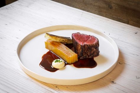 Beef Fillet with Pressed Potato, Leeks and Horseradish Emulsion Recipe - Great British Chefs Braised Leeks, Leek Recipes, Beef Fillet, Xmas Table, Recipe Beef, Great British Chefs, Steak Recipe, Steak Recipes, Food Plating