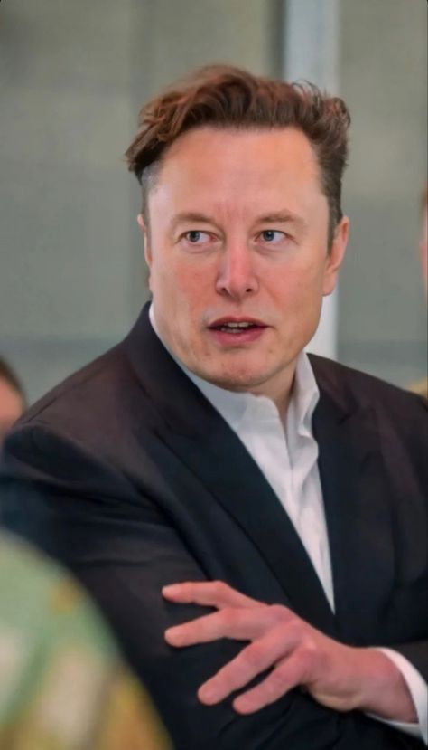 Elon Musk Tesla Investment Format, Facebook Verified Logo, Elon Musk Photo, Blue Discord Pfp, Keanu Reeves Sister, Ilan Mask, Elon Musk Family, Elon Musk Biography, Leticia Lima