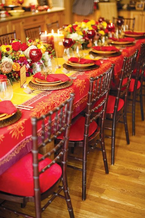 ciao! newport beach: autumn dinner party ideas & decor Spanish Party Aesthetic, Beach Autumn, Paella Party, Spanish Dinner, Spanish Party, Tapas Party, Autumn Dinner, Spanish Flamenco, Pink Tablecloth