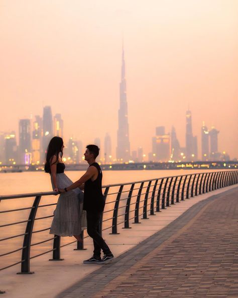 Couple Vacation Aesthetic, Dubai Photography Ideas, Dubai Couple, Aesthetic Dubai, Dubai Photoshoot, Michael Gray, Couple Vacation, Couple Travel Photos, Travel Couples