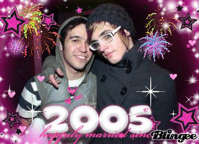 Emo Teen, Emo Princess, Emo 2000s, Mcr Memes, Scene Core, 2000s Emo, Rawr Xd, 2000s Nostalgia, Mikey Way