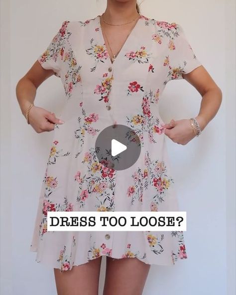 201K likes, 737 comments - fashioninflux on April 25, 2020: "How to make a dress more fitted 👗 a quick life hack for adding more shape to summer dresses! • Inspired by m0therg0thel on TikTok ☺️ wanted to try a little stitched version while I’ve been getting handy with a needle & thread! • #lifehack #fashionhack #clothingflip #reworked". How To Cinch A Dress Waist, How To Take In A Dress On The Sides, How To Tighten A Dress, How To Make A Dress Shorter, How To Take In A Dress, How To Make A Dress Tighter, Dress Too Big Hacks No Sew, Outfit Tricks, Shapeless Dress