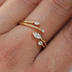 Middle Finger Rings For Women Diamond, Adjustable Engagement Ring, Rings For Everyday Wear, Everyday Rings Gold, Minimalist Gold Rings, Minimalistic Rings, Minimalist Accessories Jewellery, Gold Inspo, Adjustable Gold Ring