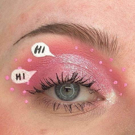 Heart Eye Makeup Aesthetic, Heartstopper Makeup Looks, Heartstopper Makeup, Heartstopper Nails, Eyeshadow Designs, Cute Halloween Makeup, Makeup Nails Designs, Alice Oseman, Cute Eye Makeup