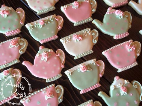 Andy Kay's tea cups Tea Party Cookies, Tea Cup Cookies, Teapot Cookies, Bridal Tea Party, Iced Sugar Cookies, Tea Party Theme, Spring Cookies, Tea Party Food, I've Changed