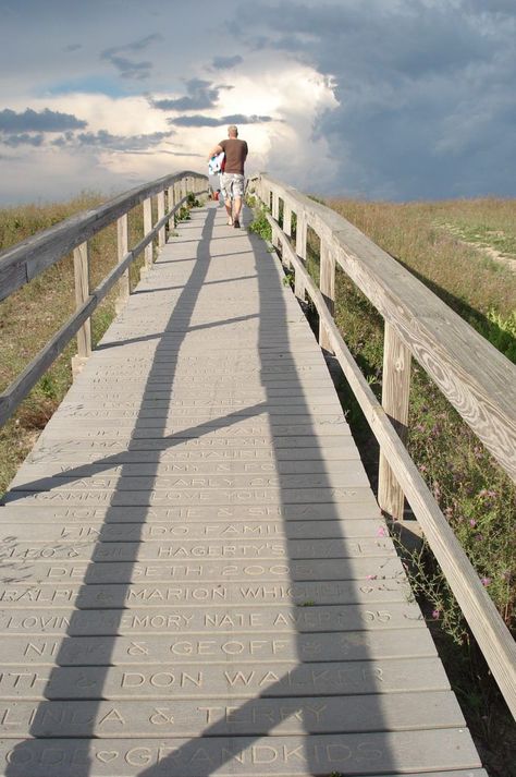 Five awesome boardwalks in Massachusetts Beach Pathway, Cape Cod Travel, Wedding Spots, Roadside America, Cape Cod Vacation, Hiking Places, Massachusetts Travel, Boston Travel, Scenic Pictures