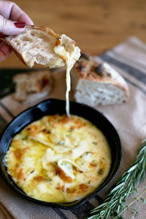 Fontina Cheese Recipes, Baked Fontina, Egg Farm, Simple Snacks, Recipe For Two, Rosemary And Thyme, Fontina Cheese, Baked Garlic, Farm Eggs