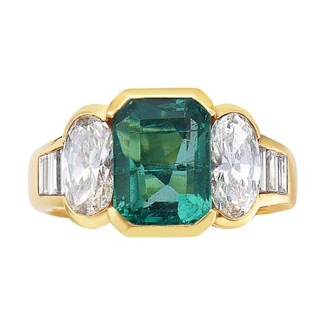 Art deco engagement ring emerald