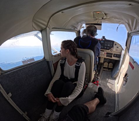 Sky Dive, Sky Diving Aesthetic Girl, Sky Diving Aesthetic, Skydive Aesthetic, Adrenaline Rush Aesthetic, Skydiving Aesthetic, Sky Diving, Adrenaline Aesthetic, Skydiving Gear