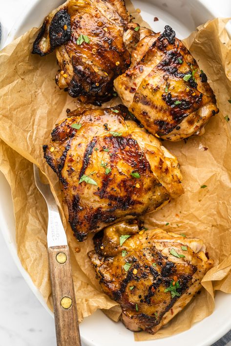 Our Favorite Grilled Chicken Thighs (Easy Marinade) Chicken Thigh Grill, Grilled Bone In Chicken, Grilled Chicken Thigh Marinade, Chicken Thigh Grill Recipes, Grilled Chicken Thighs Marinade, Delicious Grilled Chicken Recipes, Grill Chicken Thighs, Tasty Grilled Chicken Recipes, Thigh Marinade