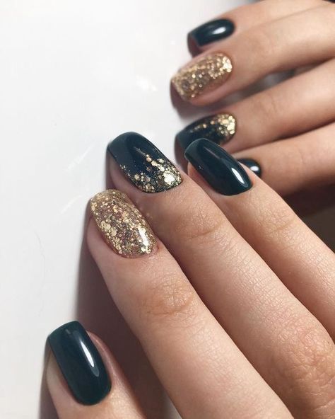 New Years Nails, Nagellack Trends, Beauty Party, Christmas Gel Nails, Grunge Nails, Manicure Nails, Cute Gel Nails, Thanksgiving Nails, Nails Makeup