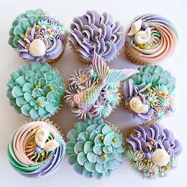 Sea Cupcakes, Mermaid Cupcakes, Mermaid Birthday Cakes, Magical Mermaid, Sea Cakes, Sugar Frosting, Cupcake Cake Designs, Buttercream Cupcakes, Creative Cupcakes