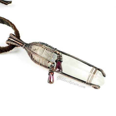 Quartz, Garnet and Copper Necklace by sylva on DeviantArt Wire Weaving, Copper Necklace, Wrapped Jewelry, Artistic Jewelry, Crystal Points, Wire Wrapped Jewelry, Quartz Crystal, Wire Wrapped, Garnet