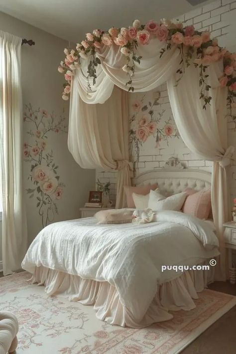 Kids Room Bookshelf Ideas, Royalty Bedroom, Princess Aesthetic Room, Kids Room Bookshelf, Princess Bedroom Ideas, Room Bookshelf Ideas, Bedroom Princess, Princess Furniture, Fairytale Bedroom