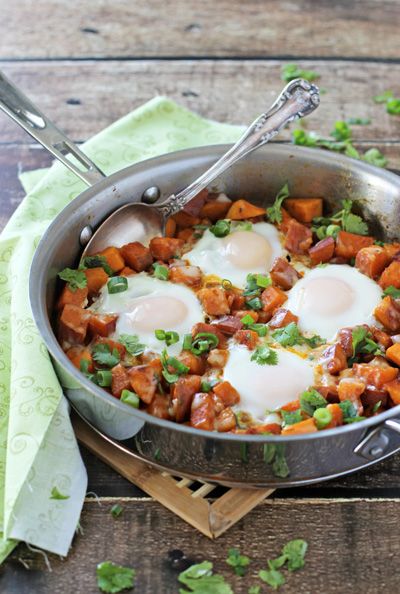 Southwest Sweet Potato Breakfast Skillet Tex Mex Sweet Potato, Potato Egg Skillet, Southwest Sweet Potato, Sweet Potato Egg, Breakfast Savory, Breakfast Potatoes Skillet, Healthy Weekly Meal Plan, Weekly Recipes, Egg Skillet