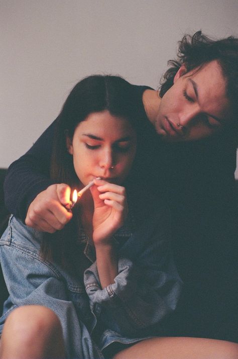 Grunge Couple, Fashion Grunge, Cute Relationship Goals, Couple Shoot, Couple Aesthetic, Hopeless Romantic, Cute Couple Pictures, Couples Photoshoot, Cute Couples Goals