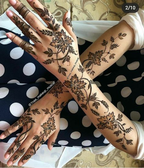 Wedding Henna Designs, Easy Mehndi Designs, Arabic Henna Designs, Floral Henna Designs, Designs Mehndi, Tato Henna, Henna Tattoo Designs Hand, Henna Art Designs, Simple Henna Tattoo