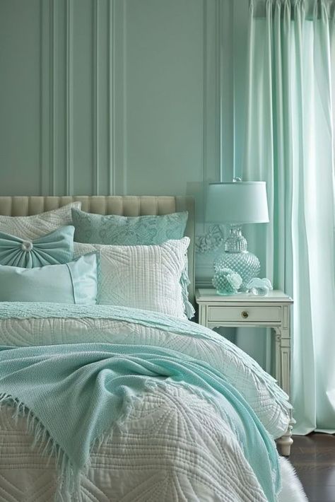 Bedroom Color Scheme Ideas, Colored Lamps, Blue Green Bedrooms, Aqua Bedrooms, Mint Green Bedroom, Summer Bedroom Decor, Mint Green Rooms, Mint Bedroom, Color Scheme Ideas