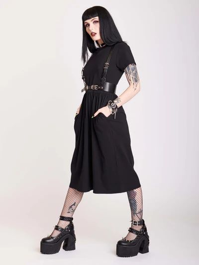 Goth Dresses | Cute Designer Gothic Dresses by Midnight Hour Goth Dress Casual, Batwing Dress Outfit, Gothic Work Outfit, Goth Looks Outfits, Adult Goth Fashion, Goth Dress Outfit, Chic Goth Outfits, Dark Witch Aesthetic Outfit, Casual Goth Outfits Summer