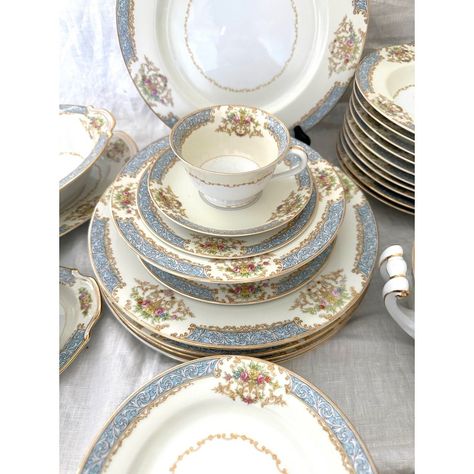 Luxury tableware