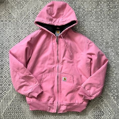 Rare Pink Carhartt Coat Pink Carhartt Hoodie, Pink Carhartt Jacket Outfit, Pink Carhartt Vest, Cargarte Jacket Outfit, Carhartt Women Outfits Jackets, Carhartt Jacket Aesthetic, Vintage Carhartt Jacket Outfit, Carhartt Hoodie Outfit, Carhartt Jacket Women