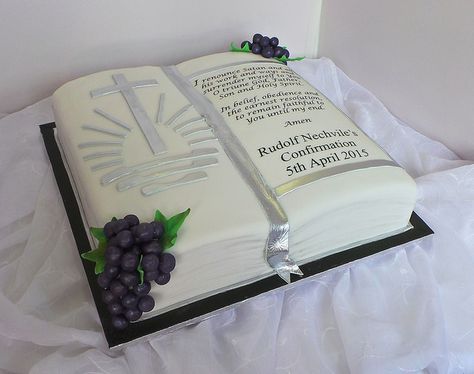 Bible shaped confirmation cake | Flickr - Photo Sharing! Open Book Cakes, Bible Cake, Golden Birthday Cakes, Confirmation Cake, Anniversary Cake Designs, Royal Wedding Cake, First Communion Cakes, Confirmation Cakes, Book Cakes