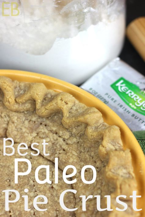 Paleo Pie Crust - easy, flaky, crimps beautifully - Eat Beautiful Almond Flour Pie Crust Recipe, Paleo Pie Crust Recipe, Cassava Recipes, Paleo Pie Crust, Aip Treats, Aip Recipe, Paleo Pie, Almond Flour Pie Crust, Clean Treats