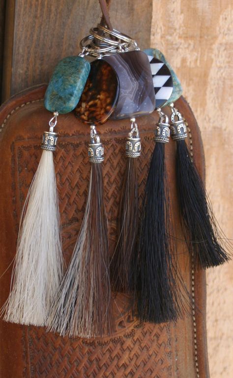 ~Cowgirl quote of the day~  “If I smell like mints I was feeding my horse treats, if I smell like shampoo I was giving my horse a bath, if I smell like manure I tripped.” Horse Hair Braiding, Horse Hair Tassels, Hair Keepsake, Horse Hair Bracelet, Horse Hair Jewelry, Horse Mane, Hair Necklace, Horse Tail, Horseshoe Crafts