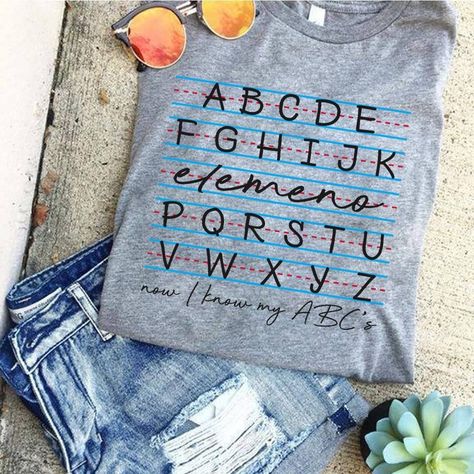 Alphabet Shirt For Teachers, Diy School Shirts Ideas, Marker Name Art, T Shirt Design For Teachers, Teachers Shirts Ideas, Teacher Appreciation Tshirt, Simple Teacher Shirts, Headstart Teacher Shirts, Daycare Tshirt Ideas