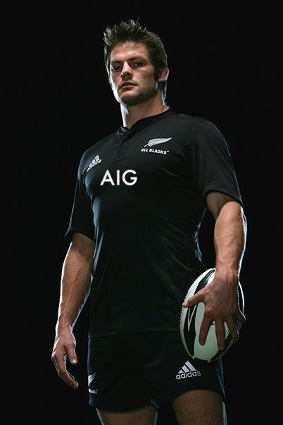 All Blacks rugby - Captain Richie McCaw The All Blacks Rugby, Rugby Photos, All Black Rugby, Rugby Photography, All Blacks Rugby Team, Rugby Mom, Richie Mccaw, Nz All Blacks, Rugby Boys