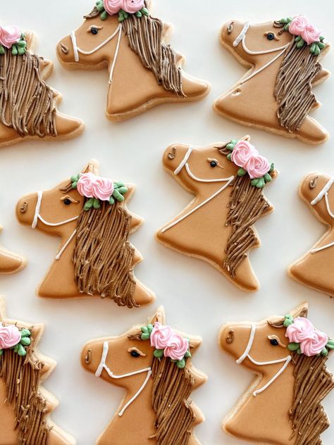 Goodbye Cookies, Horse Sugar Cookies, Horse Themed Party, Horse Birthday Cake, Horse Cookies, Horse Birthday Parties, Horse Cake, Cowgirl Birthday Party, Horse Party