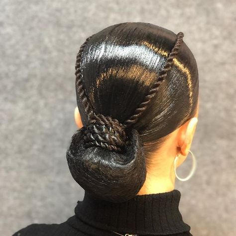 High Ponytail Hairstyles For Dance Competition, Standard Ballroom Hair, Latin Competition Hair, Ballroom Competition Makeup, Ballroom Competition Hair, Latin Hairstyles, Ballroom Hairstyles, Dancesport Hair, Dance Competition Hair