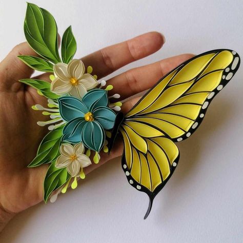 Paper Curling, Quilling Butterflies, Quilled Butterfly, Quilling Butterfly, 4h Ideas, Creative Art Activities, Quilling Flower Designs, Butterfly Outline, Rangoli Designs Photos