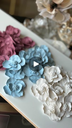 5.9M views · 127K reactions | I don’t know what it is about flowers…they just make me happy 🥰  Available Friday in the am 🤗 . . . #clay #clayartist #handmadegifts #handmadecrafts #handmadeisbetter #handmadeaccessory #creative #creativeprocess #process #processvideo #supportsmallbusiness #shoplocal #makermovement #instagram #instagramgrowth #instagood #instadaily #instalike #reels #treanding #flowers #love #beautiful #claywearbyjess #follow #unique #oneofakind #outfitinspiration | Jessica M | Teddy Swims · Lose Control Polymer Clay Flowers Tutorial, Teddy Swims, Clay Tips, Lose Control, Flowers Love, Polymer Clay Flowers, Clay Flowers, Instagram Growth, Clay Ideas