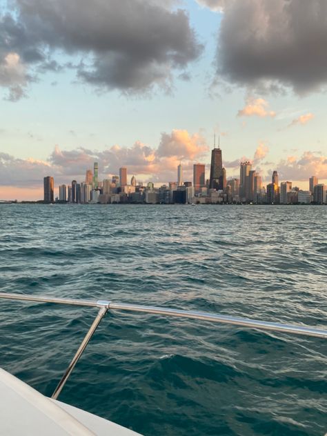 Lake, water, skyline, Chicago, city, yacht, luxury Lake Michigan Chicago Aesthetic, Chicago Summer Aesthetic, Lake Michigan Aesthetic, Chicago Lake Michigan, Honeymoon Vibes, Usa Life, Chicago Lake, Michigan Lake, Cotton Candy Skies