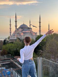 #BEAUTY, #RELATIONSHIPS #Fashion #Animals #Outfits #Winter Outfits #Animals Istanbul Turkey Photography Ideas, Istanbul Winter Outfit, Istanbul Photo Ideas, Istanbul Photoshoot, Istanbul Places To Visit, Istanbul Style, Istanbul Pictures, Trip To Turkey, Traveling Fashion