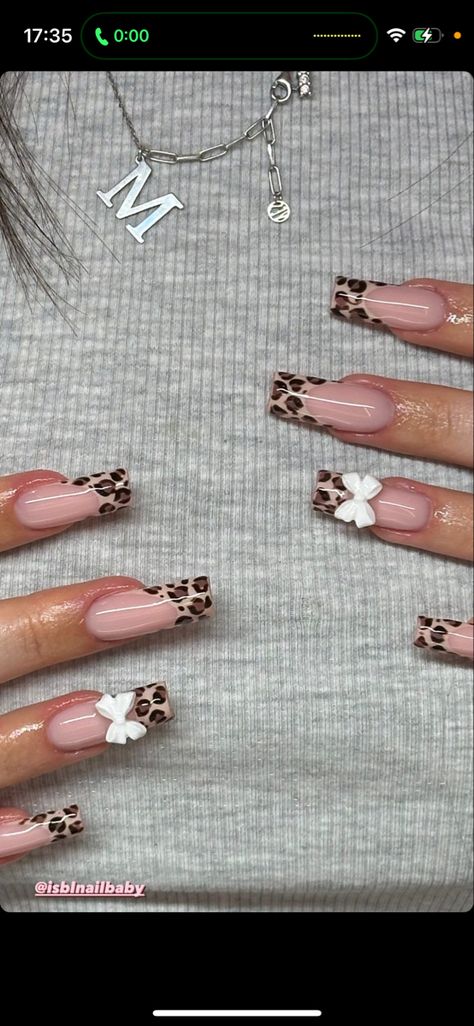 Leopard Print Nails Coffin, Leopard Print Nails Long, Nail Ideas Cool Designs, Leaped Print French Tip, Cheetah Nails With Bow, Cheetah Print Nail Ideas, Nail Pic Ideas, Cheetah French Nails, Lepord Print French Tip Acrylics