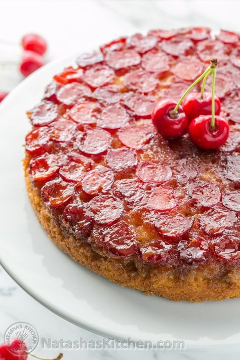 Cherry Upside-Down Cake Recipe, Cherry Cake Recipe Upside Down Desserts, Cherry Upside Down Cake, Sour Cherry Recipes, Fresh Cherry Recipes, Cherry Recipes Dessert, Cherry Cake Recipe, Upside Down Cake Recipe, Cherry Desserts, Cherry Cake