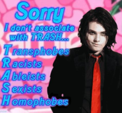 Mcr Memes, Emo Memes, I Love Mcr, Band Humor, Scene Emo, Band Memes, Silly Images, Emo Bands, Gerard Way