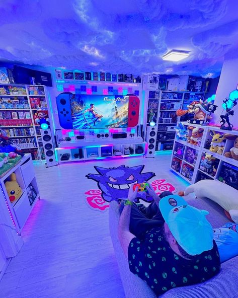 22 Video Game Rooms: Transform Your Space with These Stunning Design Ideas - placeideal.com Game Room Ideas Couples, Pokemon Game Room, Maximalist Game Room, Family Gaming Room, Gaming Living Room Ideas, Gamer Basement, Arcade Bedroom, His And Hers Gaming Room, Graveyard House