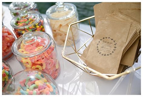 Wedding Candy Bar Favors, Candy Bar Table Wedding, Candy At Wedding, Candy Bar For Wedding, Candy Bar At Wedding, Wedding Sweet Bar, Small Candy Bar, Wedding Table Snacks, Candy Bar Wedding Favors