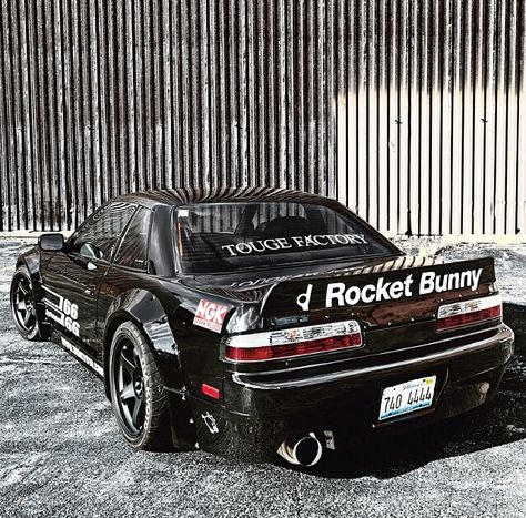 Rocket bunny Auto Garage, Rocket Bunny, Silvia S13, Black Bunny, Jdm Wallpaper, Rc Drift, Drifting Cars, Nissan Silvia, Import Cars