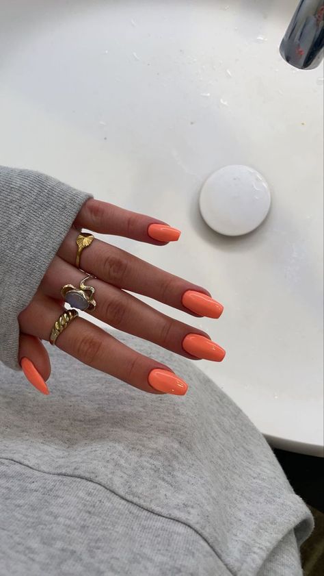 Orange coral nails🧡💗 -  #Coral #Nails #Orange Orange Nails Coffin Short, Orange Nail Designs Simple, Vacation Nails One Color, Orange Nail Inspo Coffin, Solid Color Nails Orange, Bright Orange Square Nails, Mail Inspo Orange, Basic Orange Nails, Orange Nails Oval Shape