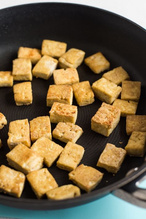 How To Stir Fry, Stir Fry Tofu, Crunchy Tofu, Fry Tofu, Cook Tofu, Deep Fried Tofu, Cooking Tofu, Kitchen Basics, Tofu Stir Fry