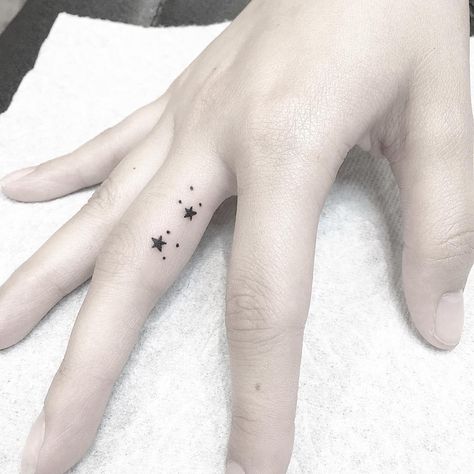 Tiny Star Tattoo, Small Star Tattoos, Tiny Finger Tattoos, Small Finger Tattoos, Ring Finger Tattoos, Finger Tattoo Designs, Hand Poked Tattoo, Initial Tattoo, Star Tattoo