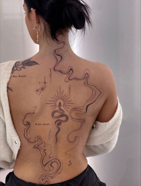 Line work tattoos, artistic aesthetic tattoos Girl Spine Tattoos, Back Tattoo Women Spine, Feminine Back Tattoos, Flower Spine Tattoos, Whimsical Tattoos, Tato Minimal, Pretty Hand Tattoos, Small Pretty Tattoos, Petite Tattoos