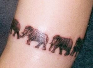 elephant tattoo - Google Search Sculpture Tattoos, Elephants Tattoo, Braclet Tattoo, Piercings Quotes, Elephant Family Tattoo, Alex Tattoo, Train Tattoo, Anklet Tattoo, Elephant Anklet