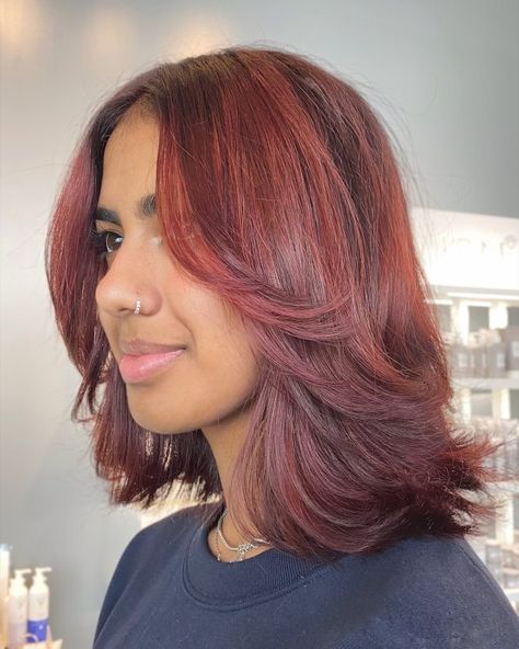 Flip Up Hair, Mid Red Hair, Flipped Up Ends Hair, Red Shoulder Length Hair, Neck Haircut, Shoulder Length Hair Layers, Medium Length Red Hair, Mid Length Hair Cuts, Shoulder Length Shag