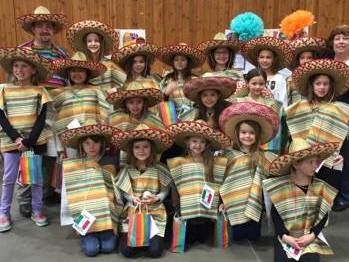 World Thinking Day Ideas, Mexico Costume, Cadette Badges, Fair Girls, Gs Swaps, Girl Scouts Cadettes, Brownie Girl Scout, Girl Scout Juniors, World Thinking Day